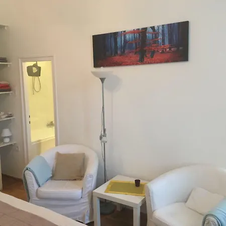 Downtown Island Apartman * Βουδαπέστη