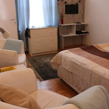 Downtown Island Apartman Apartment